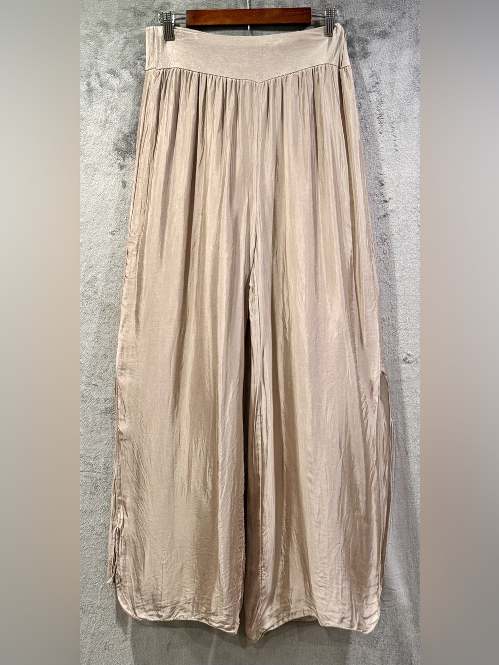 Tempo Paris Silk Lined Pants Blush Side Slits Women’s Size M Resort Wear Boho